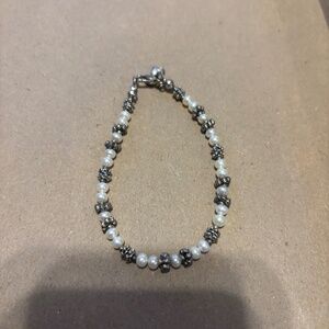 Silver bead and pearl bracelet 7”